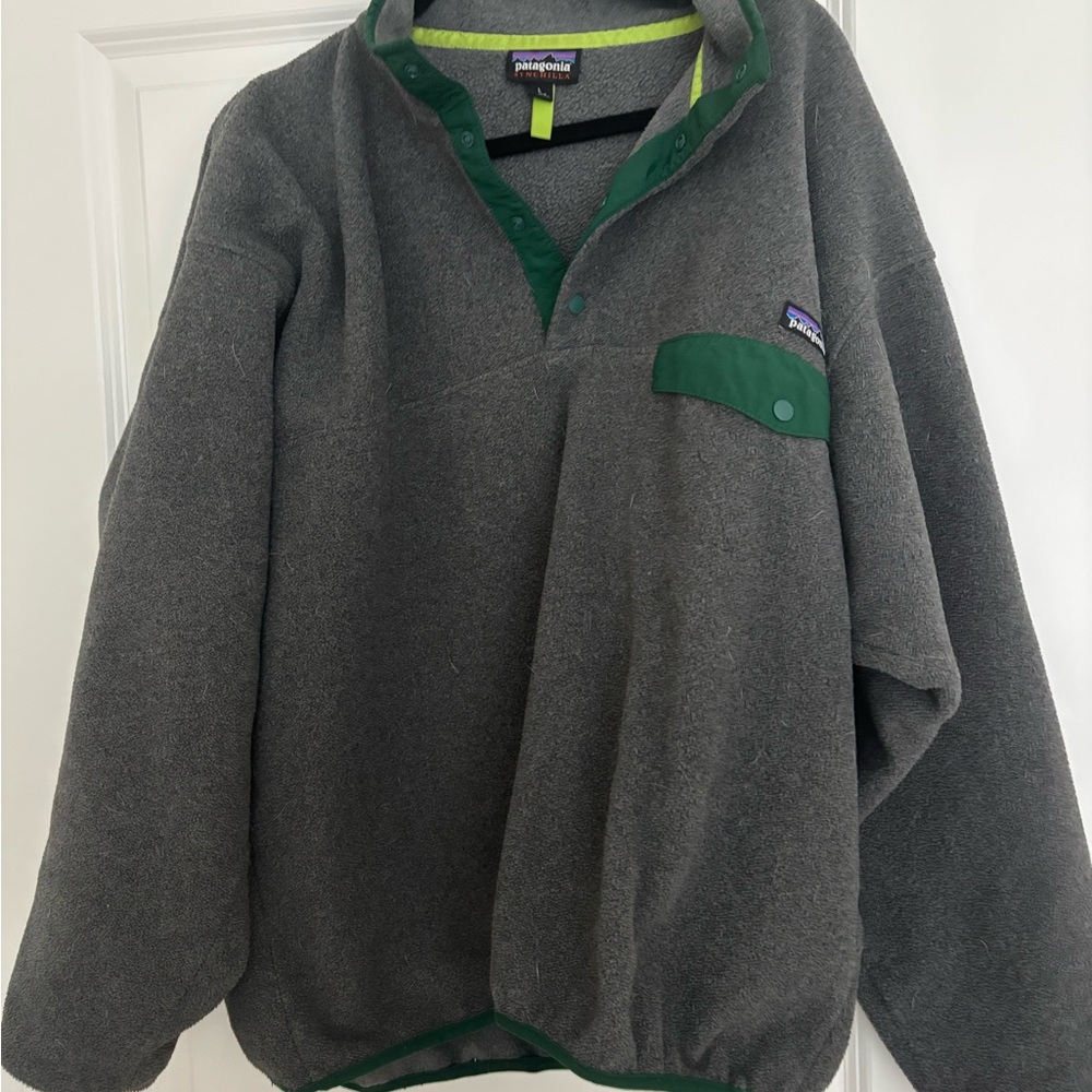 Patagonia Charcoal and Forest Green Fleece